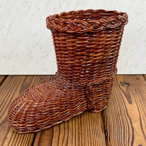 Vintage Wicker Boot Basket – Brown Rattan Shoe Planter – 1970s Farmhouse Cottagecore Decor