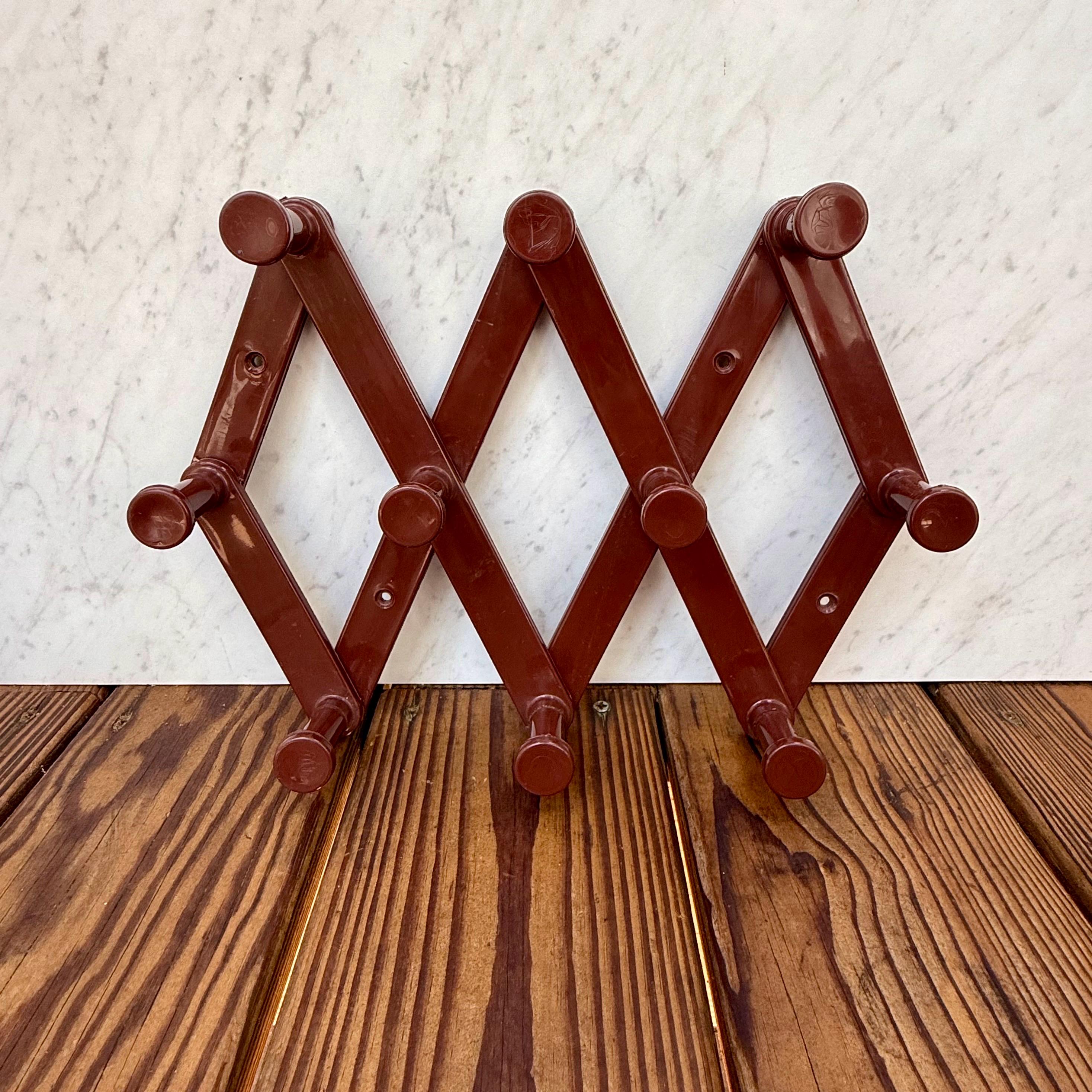 Vintage Expandable Mug Rack 