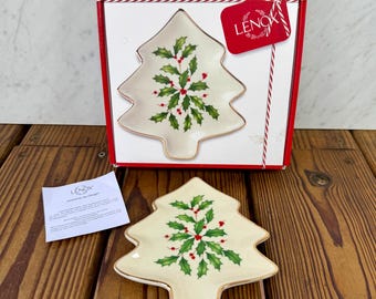 Lenox Christmas Tree Plate Hosting the Holidays Holly Dish With Box 5.75”