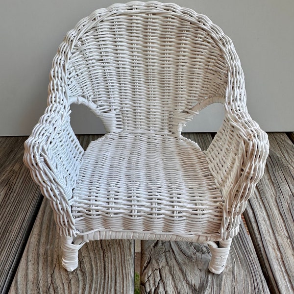 Vintage Coastal White Wicker Mini Chair - Doll Furniture - Baby Nursey Room Décor