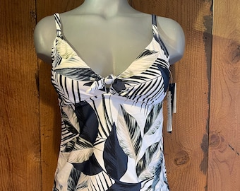 New LA BLANCA TANKINI swimwear top floral resort beach vacation swimsuit adjustable straps size 8