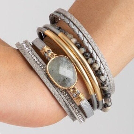 Saachi jewelry sale