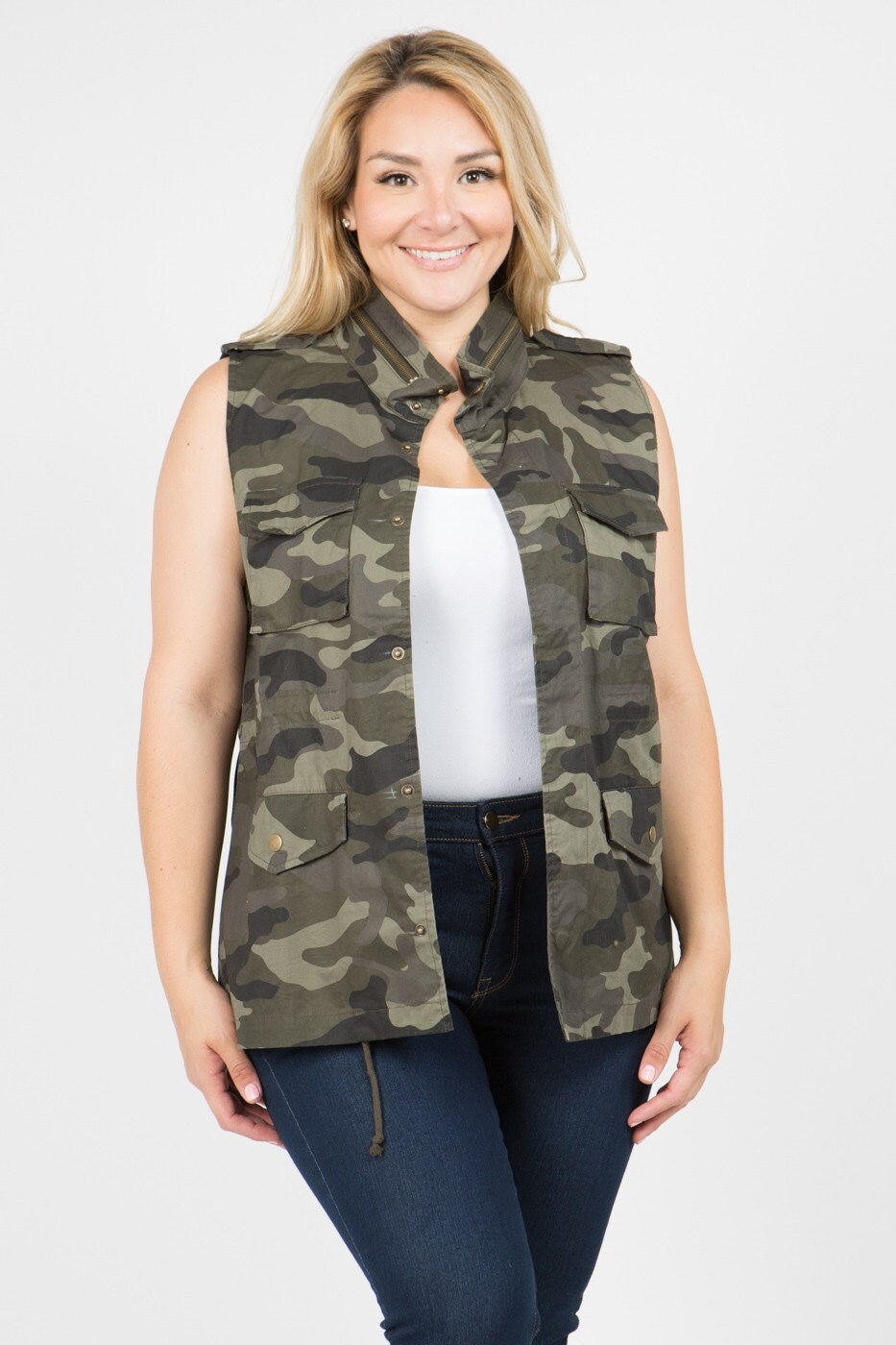 Plus size camo shop vest