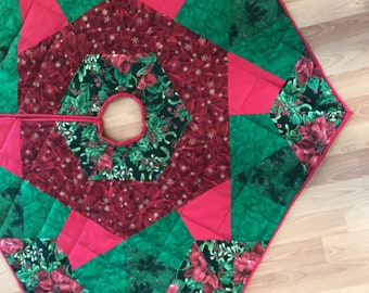 Poinsettia Tree Skirt