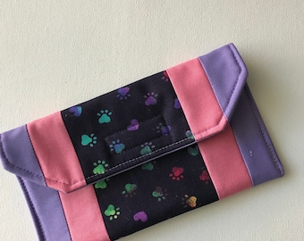 Quilted Eye Glasses Case in paw Print