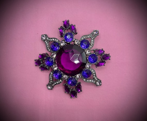 Vintage Large Purple Rhinestone Brooch Pin - image 1