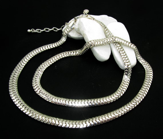 Joan Rivers Vintage Silver  Plated Snake Chain Ne… - image 1