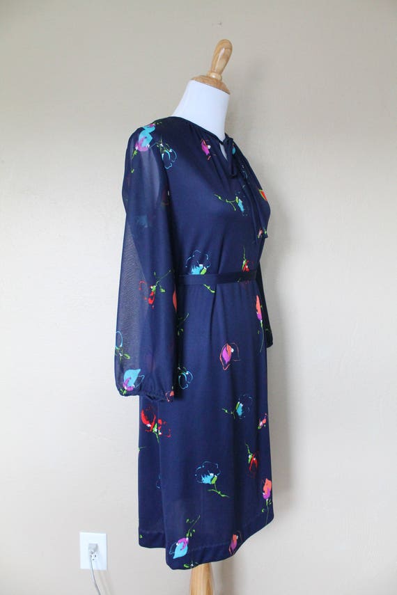 1970s Vintage Blue Floral Pattern Dress - image 3