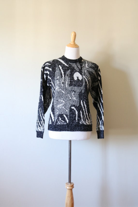 1980s Vintage Abstract White, Black, and Gray Swea