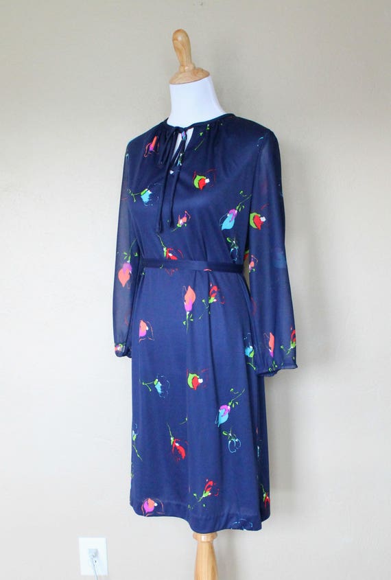 1970s Vintage Blue Floral Pattern Dress - image 4