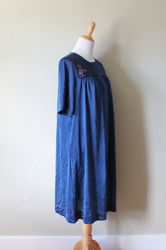 1970s Vintage Embroidered Nightgown - image 7