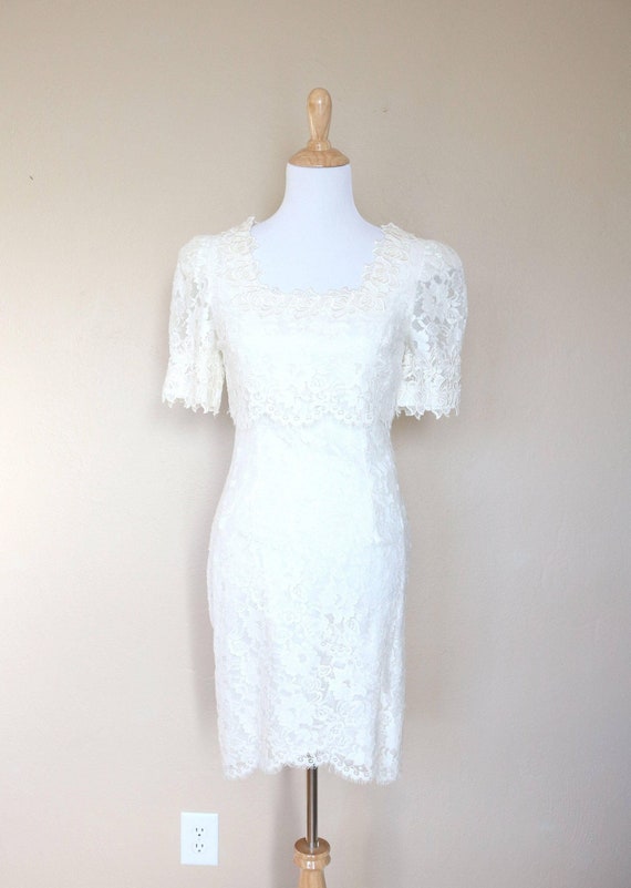 1990s Vintage Eggshell Lace Dress