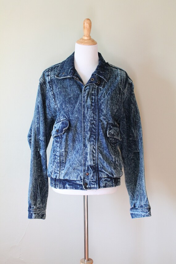 1990s Vintage Acid Washed Denim Jacket - image 2