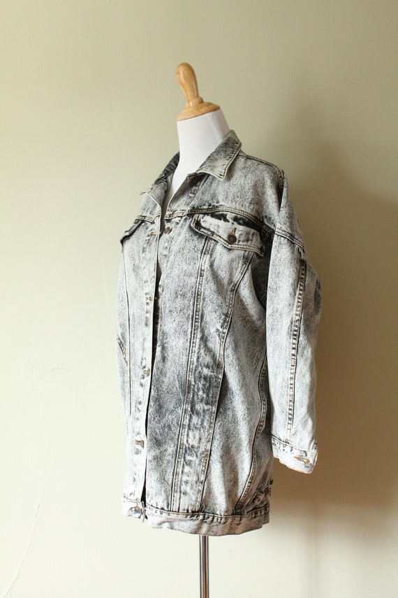 1980s Vintage Jordache Acid Washed Denim Jacket - image 3