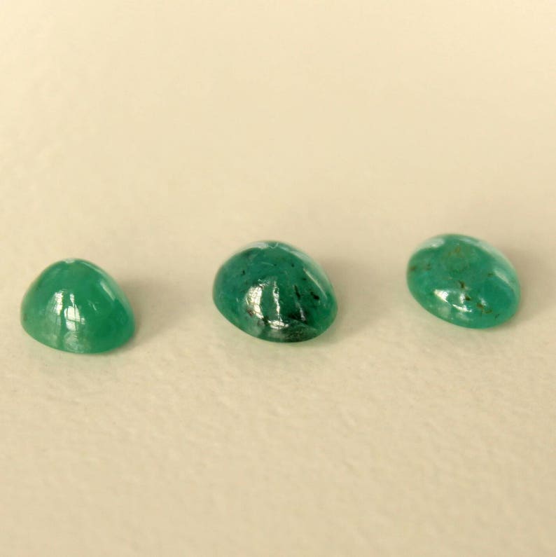 11.93Cts Beautiful Natural Green Emerald Loose Stone Oval Cabochons