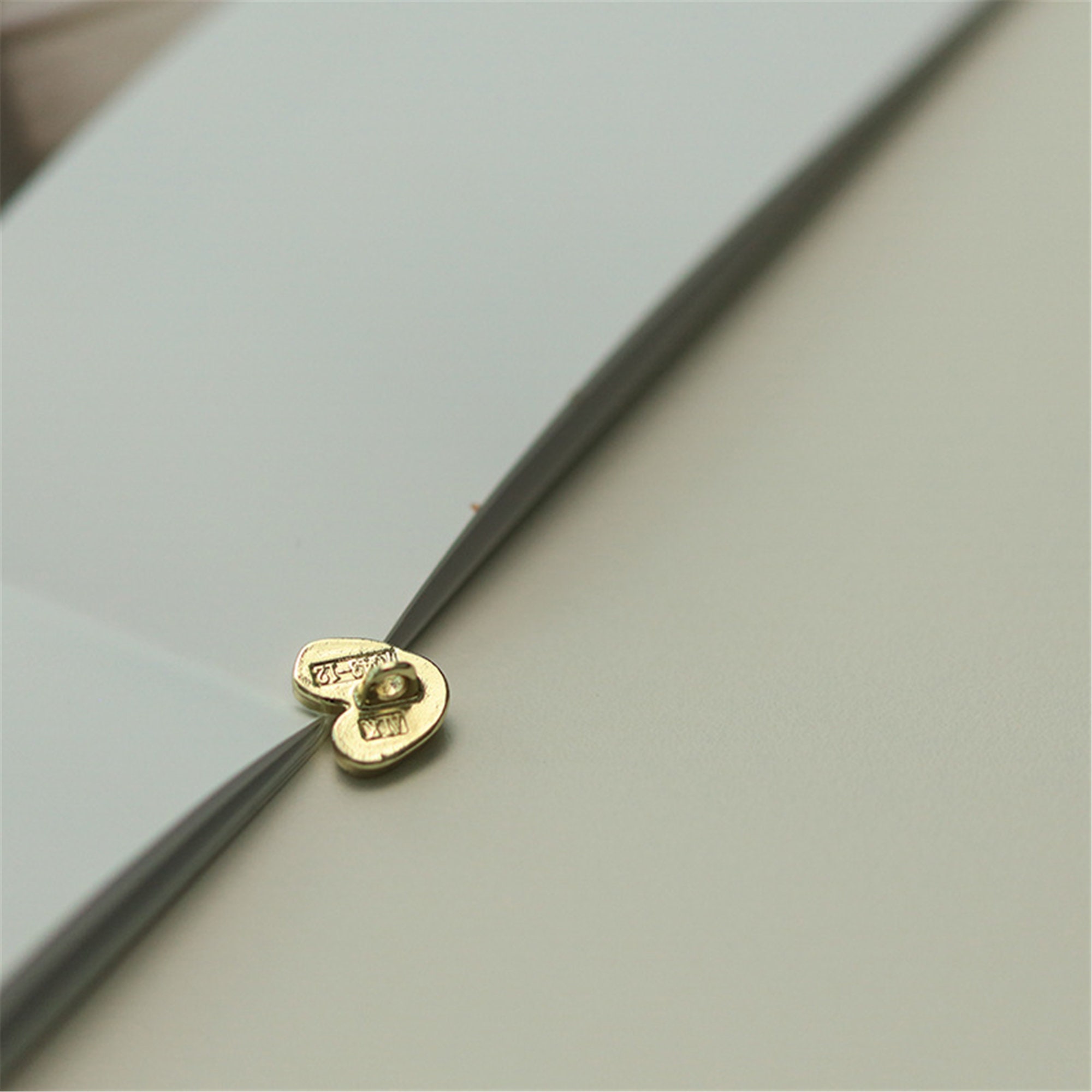 100 Bottoni A Forma Di Cuore Vintage In Lega - Oro E Argento, 4 Colori Per Cucito E Artigianato
