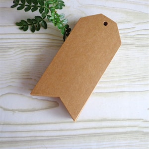 50 pz 45*95mm Trapezio A Coda di Rondine Etichette di Carta Kraft Vuote per Regali, Etichettatura, Tag di Vendita Tag di Carta Kraft Fatti A Mano PP082