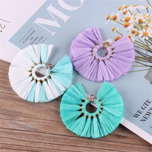 22 Color to Choose,50mm Round Natural Raffia Fan Tassels Pendant, Handmade Jewelry Making Tassels, Eco-Friendly YD049