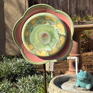 Art du jardin en verre, fleur en verre, fleur d'art du jardin en verre, verre recyclé, cadeau, décoration de jardin