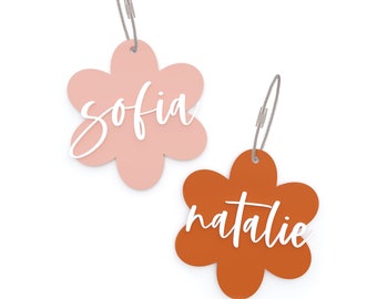 Personalized Name Daisy Acrylic Bag Tag, Back to School, Backpack Tag, Lunch Box Tag, Basket Tag, For Kids, Luggage Tag, Bridesmaid, Floral