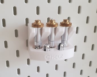 Cricut Blade Holder (IKEA SKADIS, Desk)