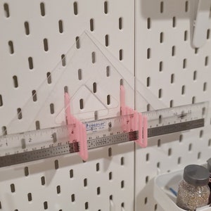 W-Hook, good for organizing rulers, triangles and sewing templates