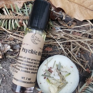 Psychic Oil - Divination - third eye opener - clairvoyance oil - visions- psychic connection