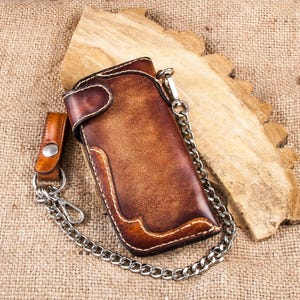 Cartera de motociclista de cuero con cadena: hecha para durar