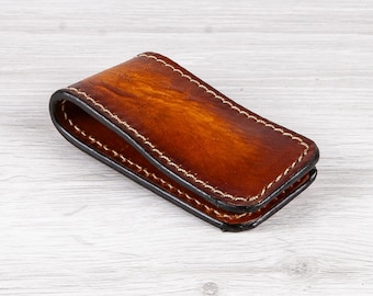 Handcrafted Leather Magnetic Moneyclip | Personalised with Initials | Elegant Gift for Men
