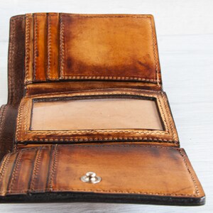 Portafoglio in pelle trifold interno