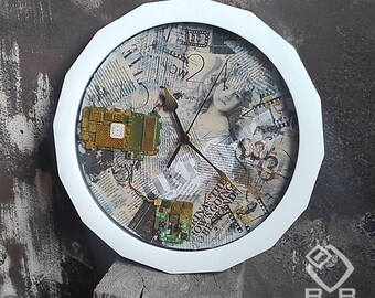 Oryginalny zegar ścienny "Czas innych słów" | Zegar ścienny rustykalny | Edycja limitowana | Kolekcja zegarów retro "B.B.est"
