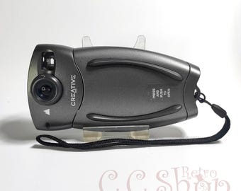 Cyfrowy aparat fotograficzny, kamera internetowa i prosty rejestrator wideo Creative PC-CAM 600 (CT6860) Srebrny 1,3 Mpx