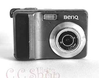 Cámara digital BenQ DC C640 plateada de 6,0 Mpx