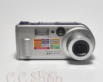 Buy Digital Camera Sony Cyber-shot DSC-P1 Silver 3.3 Mpx Online in
