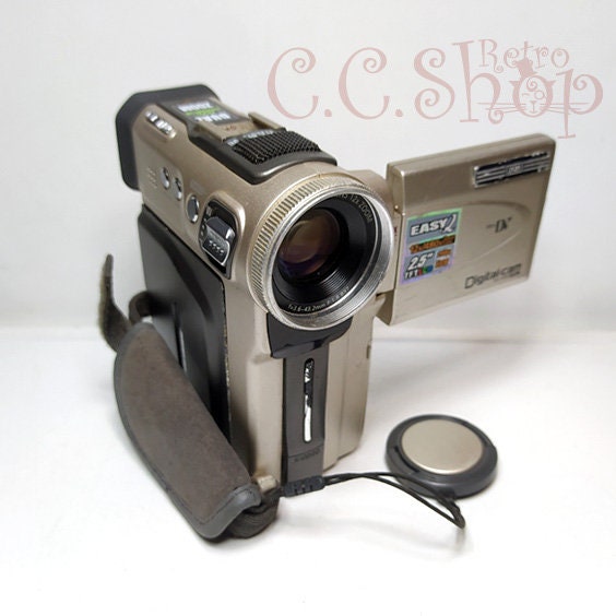 Medion MD 9090 PAL MiniDV Digitalkamera - Main Image