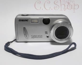 SONY Cyber-shot 3.2メガピクセル （動作確認済み） カメラ