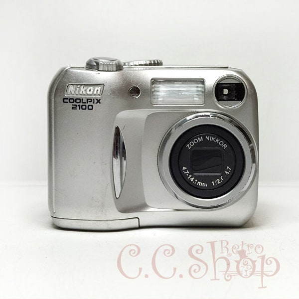 Digital Camera Nikon coolpix 2100 silver 5,1 Mpx