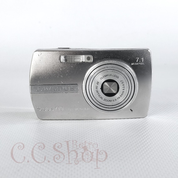 OLYMPUS オリンパス コンパクトデジタルカメラ µ710 プラチナシルバー 新製品レビュー】オリンパス μ710
