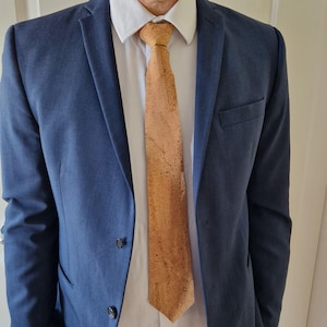 einzigartige Krawatte aus Kork, Geschenk zum Jahrestag für Ehemann, Freund, Sohn oder Opa, besonderes Accessoire zur Hochzeit und Trauzeugen