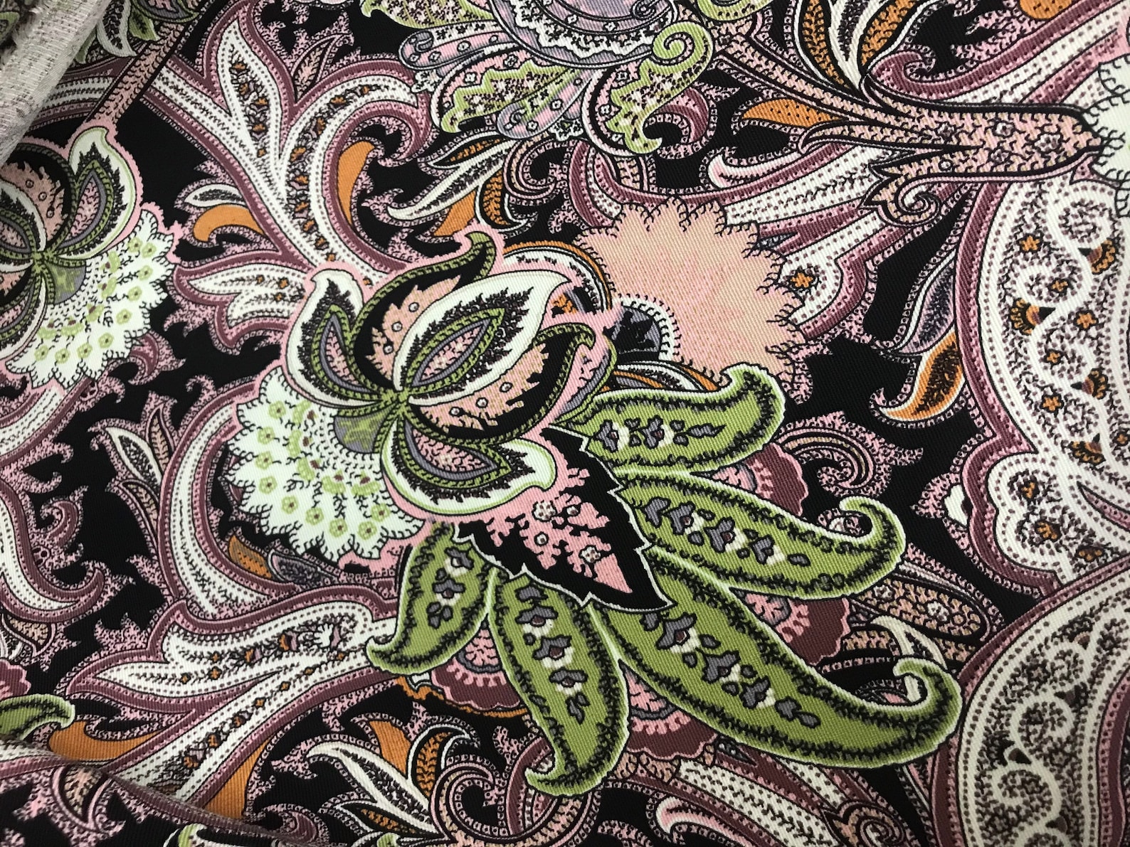 Green Paisley Fabric /paisley Viscose Fabric/cashmere Viscose Etsy