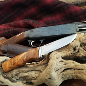 Helle Alden bushcraft knife. leather sheath Hunting, Camping, Hiking, survival collector