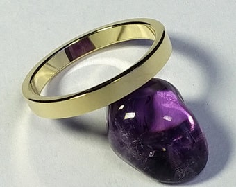 Stabiler Ehering aus 14K Gelbgold. Runder Ring. Gold Ehering.