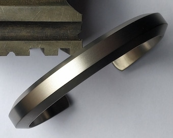 Solide und schweres Graad 2 Titan Armband. Herrenarmband.