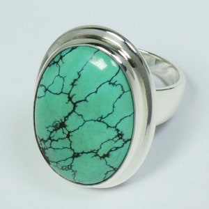 Türkis und Silber 925 Ring. Türkis Cabochon, Silber 925 handgearbeiteter Ring. Türkis grüner Schmuck.