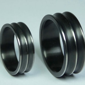 SET of pure zirconium rings. Zirconium engagementrings. Black zirconium rings. Zirconium jewelry. Zirconium wedding rings.