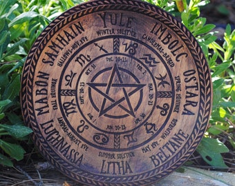 Wheel of the year and pentacle, pagan holidays calendar, Wicca altar element, gift for green witch, sabbats, laser engraved wooden plate