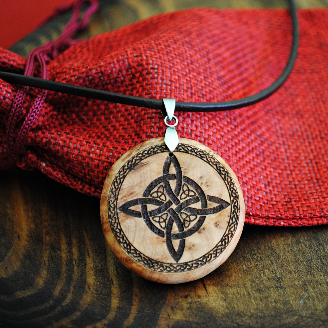 Nudo de brujas. Amuleto protección. Talismán. Wicca. Pagano. | Etsy