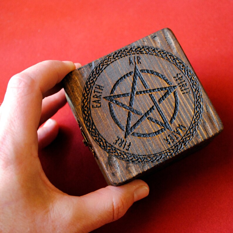 Runas de la bruja. Adivinación. 13 runas. Wicca. Bruja | Etsy
