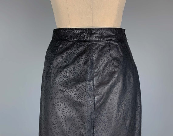 70s 80s Goth Vampire Floral Embossed Leather Calf… - image 5