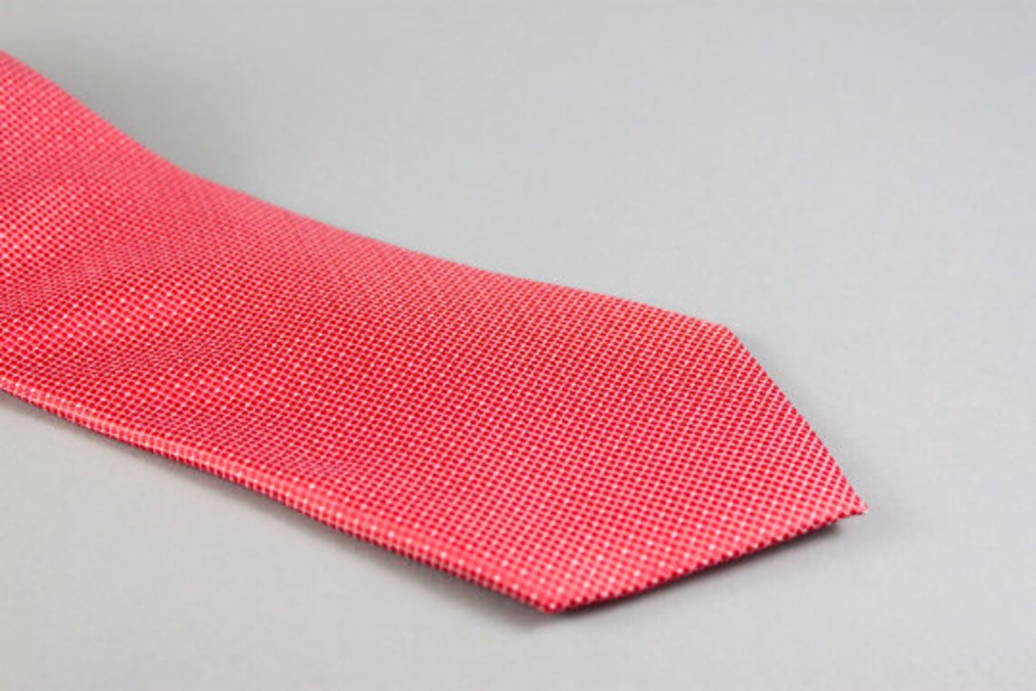 mens pink necktie